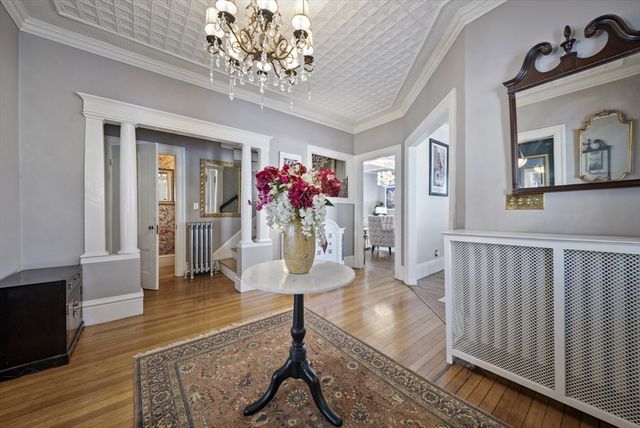 47 Salem St, Haverhill, MA 01835