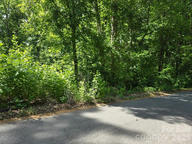 212 Montgomery Drive, Statesville, NC 28625