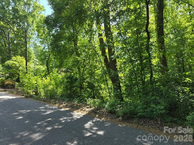 212 Montgomery Drive, Statesville, NC 28625