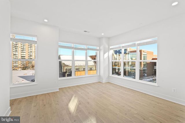 5502 TOPAZ LN, Bethesda, MD 20816