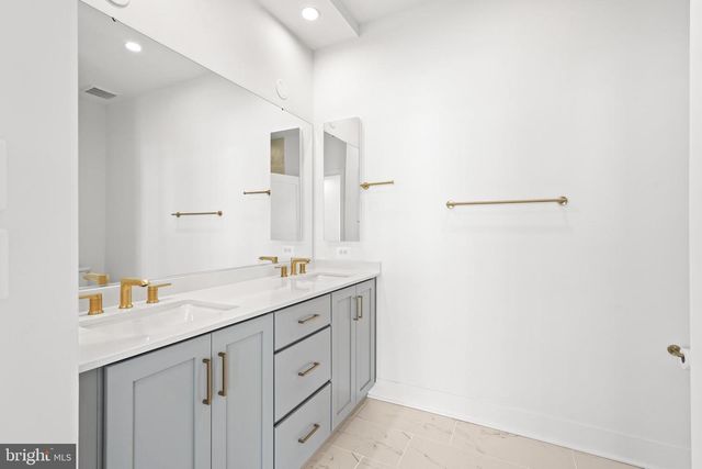 5502 TOPAZ LN, Bethesda, MD 20816