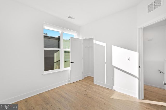 5502 TOPAZ LN, Bethesda, MD 20816