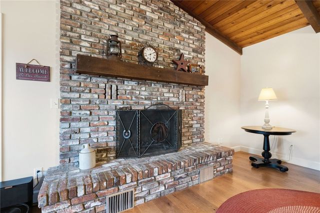 31735 Indian Oak, Acton, CA 93510