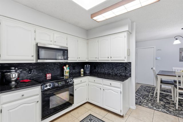 6300 Bronze Leaf Drive, Plano, TX 75023
