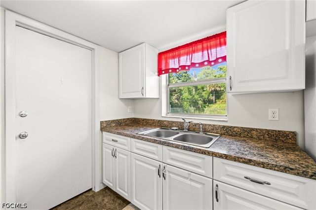 2976 Ribbon CT, Fort Myers, FL 33905