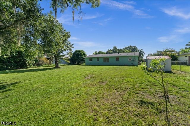2976 Ribbon CT, Fort Myers, FL 33905