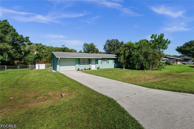 2976 Ribbon CT, Fort Myers, FL 33905