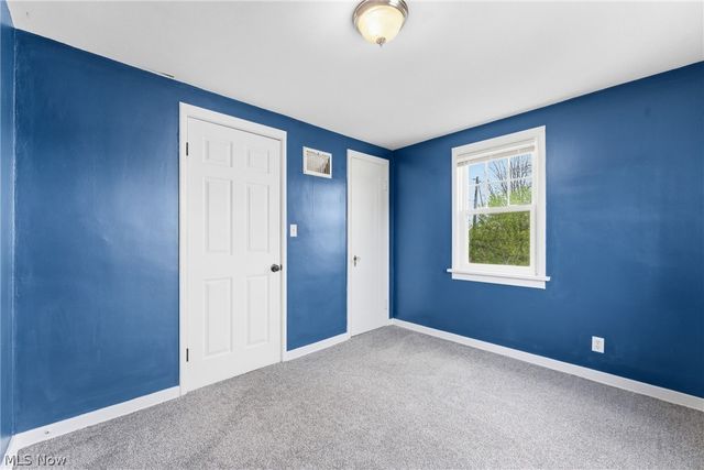 1618 Hobart Avenue NE, Massillon, OH 44646