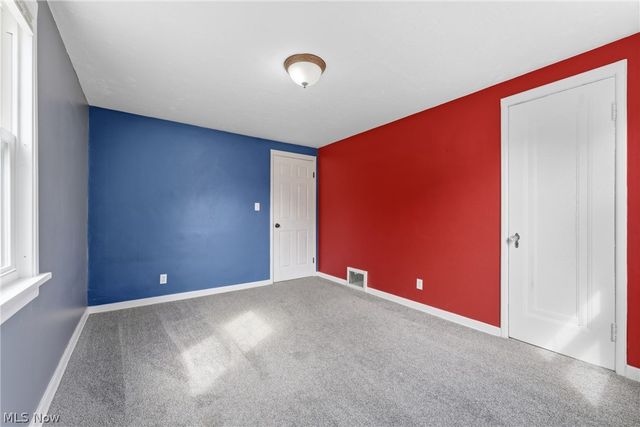 1618 Hobart Avenue NE, Massillon, OH 44646