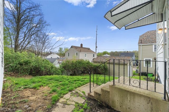 1618 Hobart Avenue NE, Massillon, OH 44646