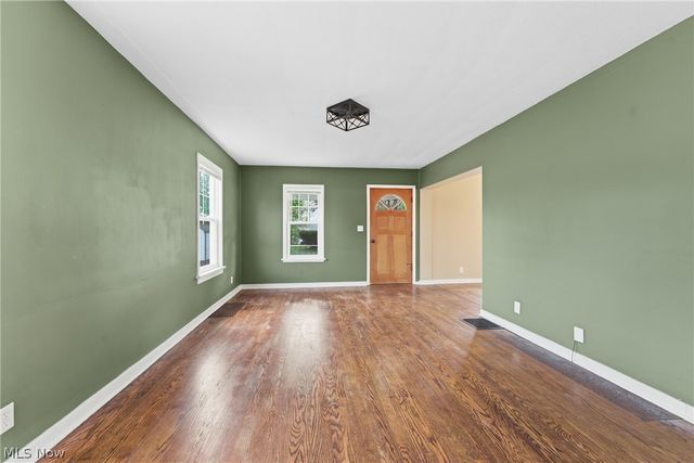 1618 Hobart Avenue NE, Massillon, OH 44646