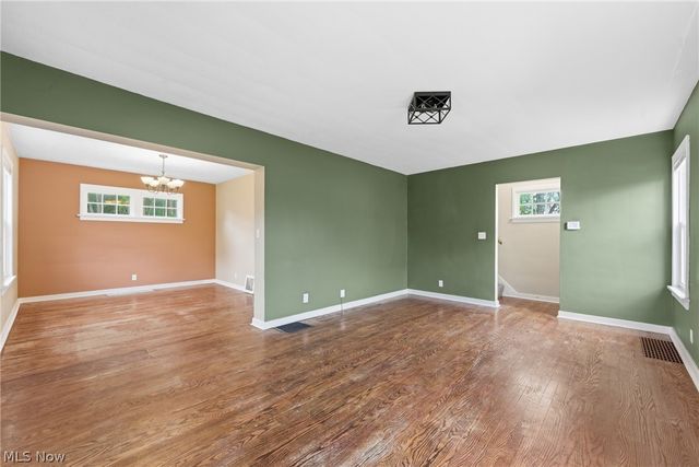 1618 Hobart Avenue NE, Massillon, OH 44646