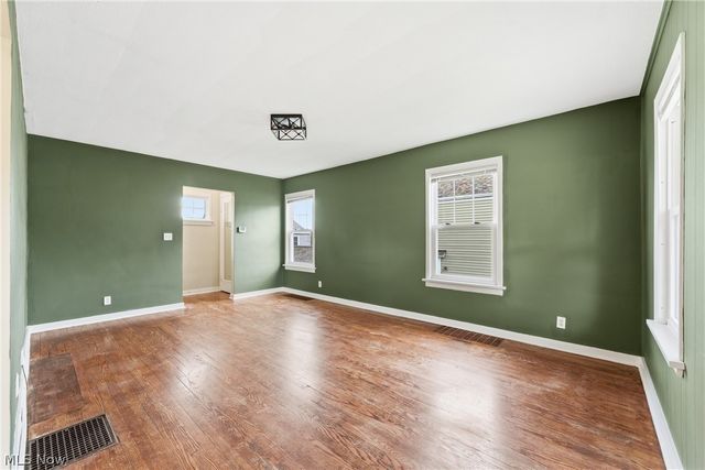 1618 Hobart Avenue NE, Massillon, OH 44646