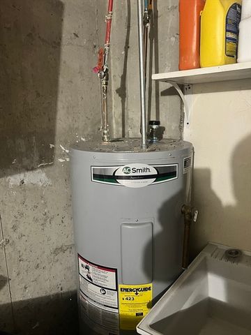 164 Union St 164, Lawrence, MA 01841