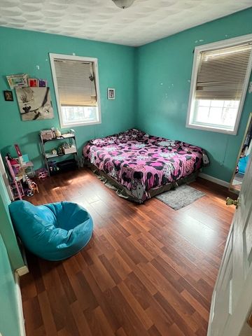 164 Union St 164, Lawrence, MA 01841