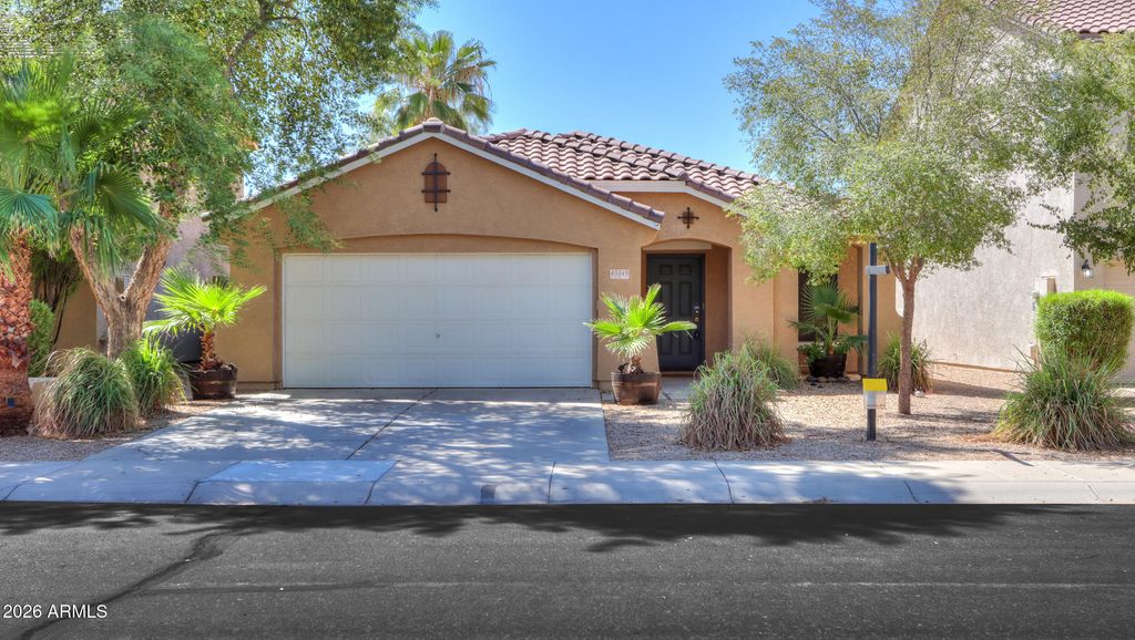 45549 W AMSTERDAM Road, Maricopa, AZ 85139 — exterior