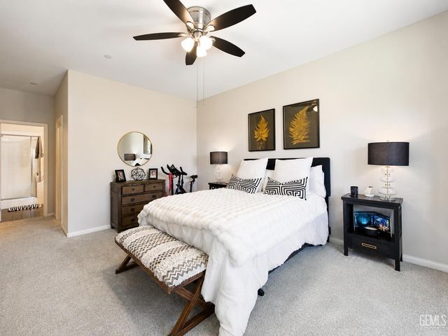 10406 Pepperwood Drive, Bakersfield, CA 93311