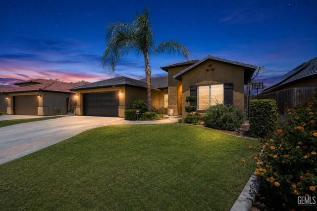 10406 Pepperwood Drive, Bakersfield, CA 93311