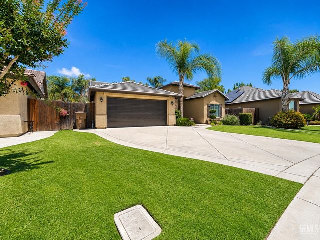 10406 Pepperwood Drive, Bakersfield, CA 93311