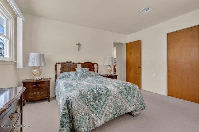 62 Scarborough Place, Toms River, NJ 08757