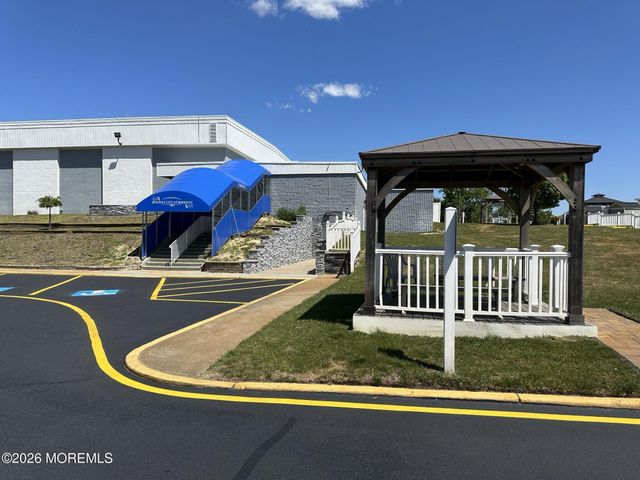 62 Scarborough Place, Toms River, NJ 08757