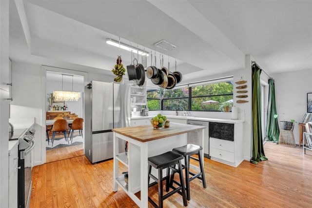 821 WOODS COURT, Maitland, FL 32751