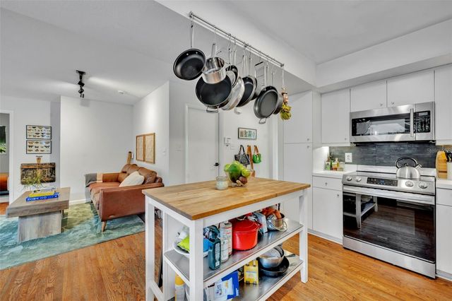 821 WOODS COURT, Maitland, FL 32751