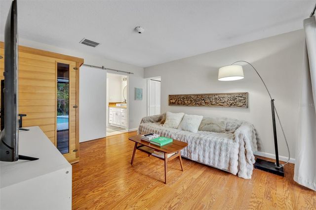 821 WOODS COURT, Maitland, FL 32751