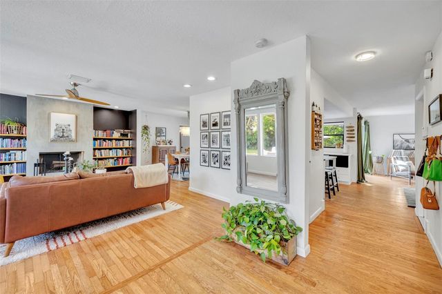 821 WOODS COURT, Maitland, FL 32751