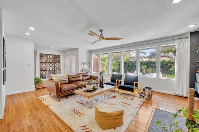 821 WOODS COURT, Maitland, FL 32751