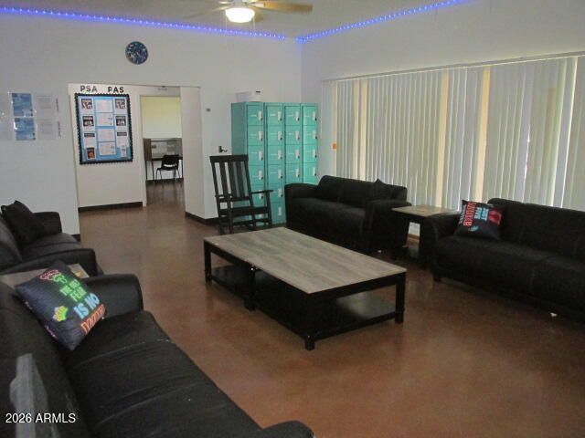 901 E UNIVERSITY Drive, Mesa, AZ 85203