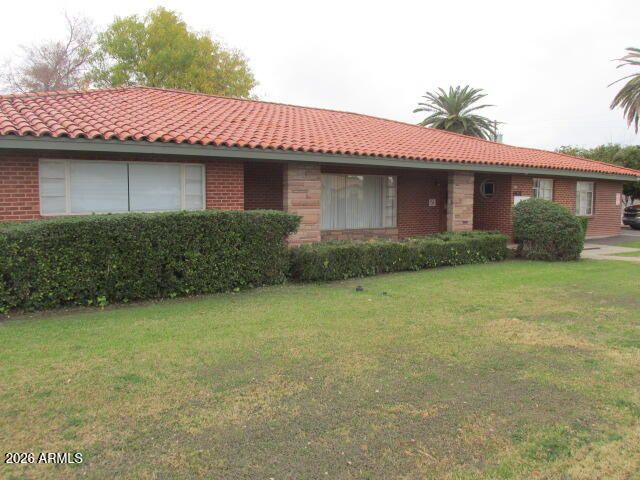 901 E UNIVERSITY Drive, Mesa, AZ 85203