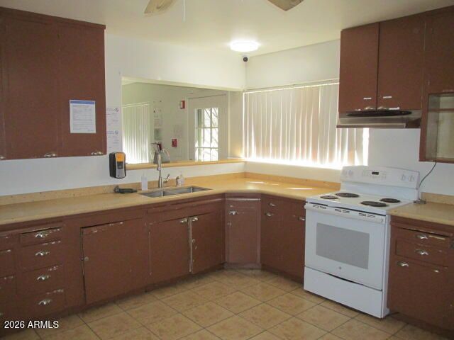 901 E UNIVERSITY Drive, Mesa, AZ 85203