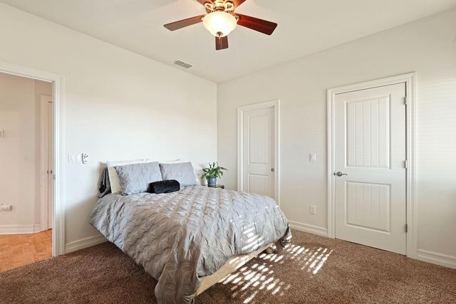 6120 Eschinger Rd, Elk Grove, CA 95757