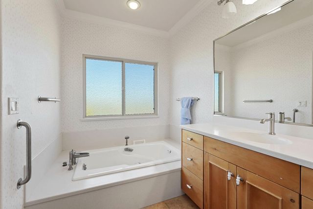 6120 Eschinger Rd, Elk Grove, CA 95757