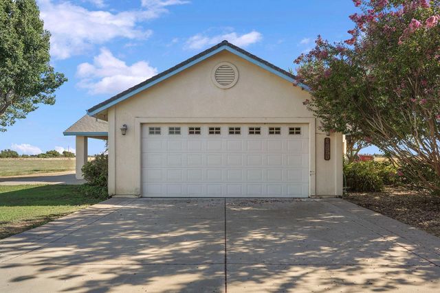6120 Eschinger Rd, Elk Grove, CA 95757