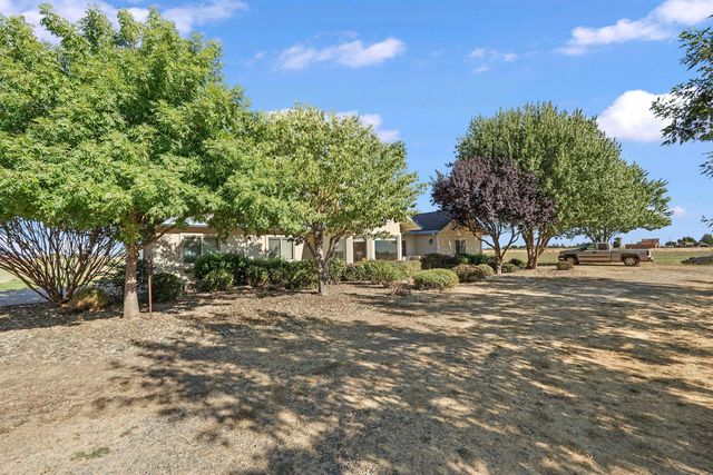6120 Eschinger Rd, Elk Grove, CA 95757
