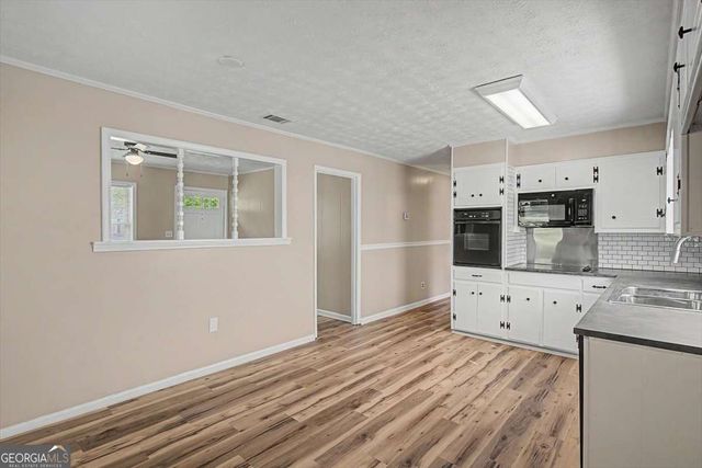 309 Gail Street NW, Adairsville, GA 30103