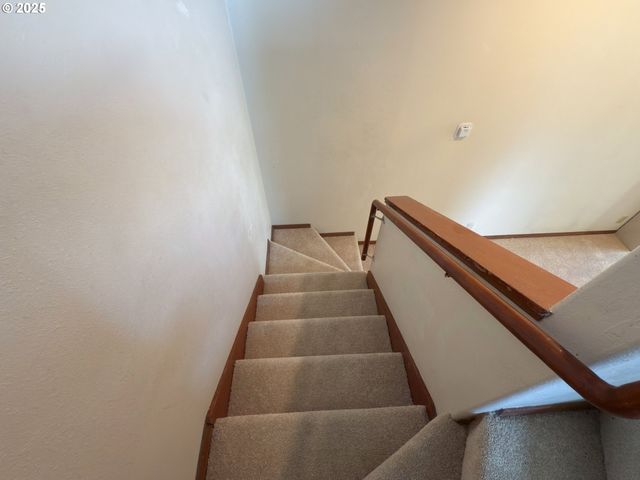 310 15TH Ave, Seaside, OR 97138