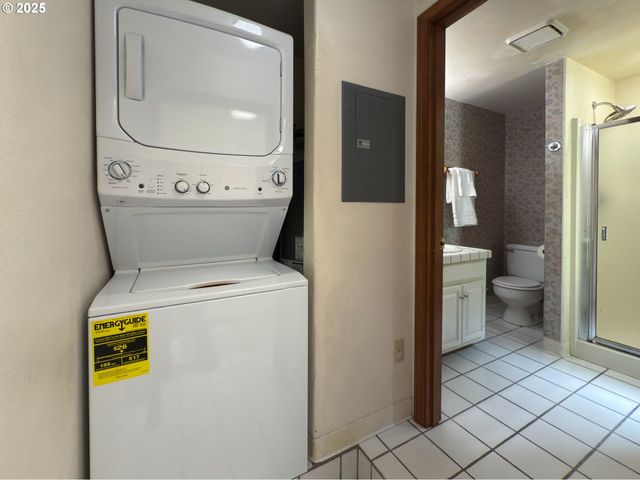 310 15TH Ave, Seaside, OR 97138