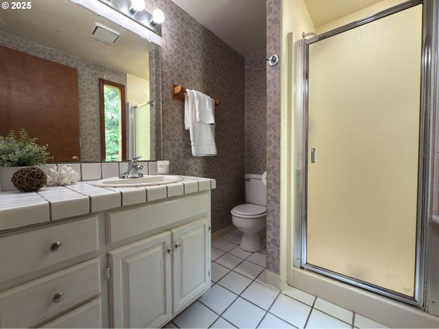 310 15TH Ave, Seaside, OR 97138