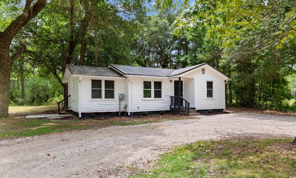3519 Cates Bay Hwy., Conway, SC 29527
