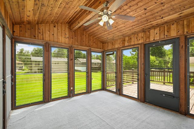 3248 Brunswick Avenue N, Crystal, MN 55422