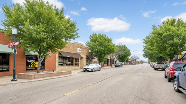 3248 Brunswick Avenue N, Crystal, MN 55422