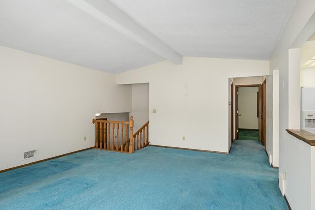 3248 Brunswick Avenue N, Crystal, MN 55422