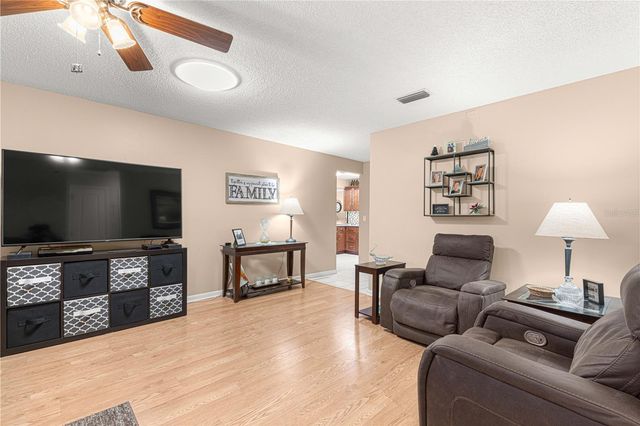 9256 SW 82ND TERRACE E, Ocala, FL 34481