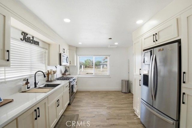 1163 Smith, Adelanto, CA 92301