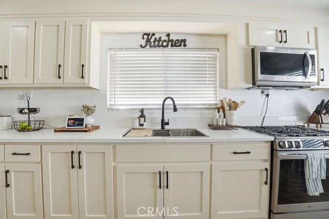 1163 Smith, Adelanto, CA 92301