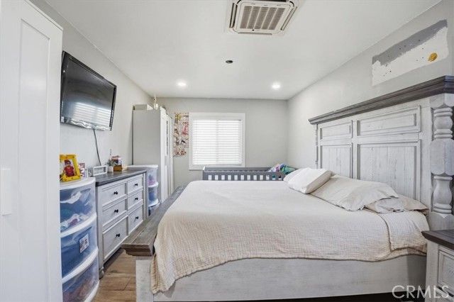 1163 Smith, Adelanto, CA 92301