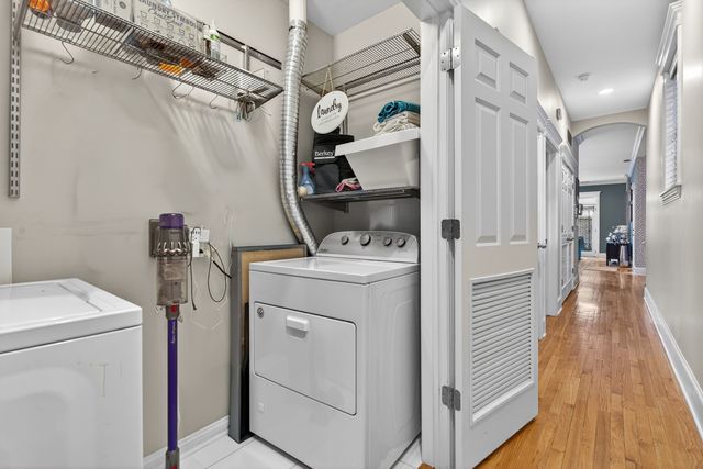 4341 N Mozart Street 1, Chicago, IL 60618